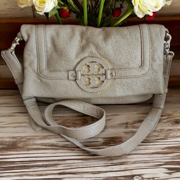 Tory Burch Handbags - ❌JUNE BUYER APPRECIATION❌ Tory Burch 2 Way Clutch/Crossbody Bag